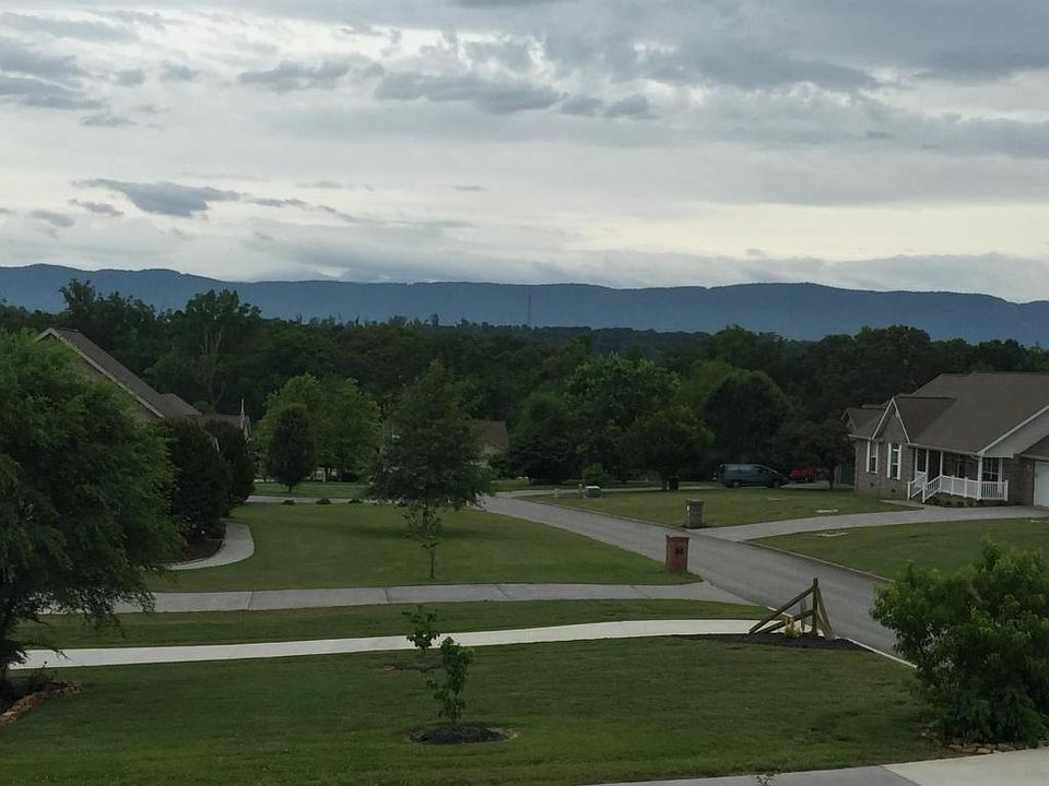 2nd image of 418 Lager Dr