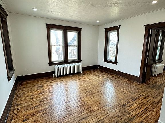 5th image of 328-330 W Marion St #328-4