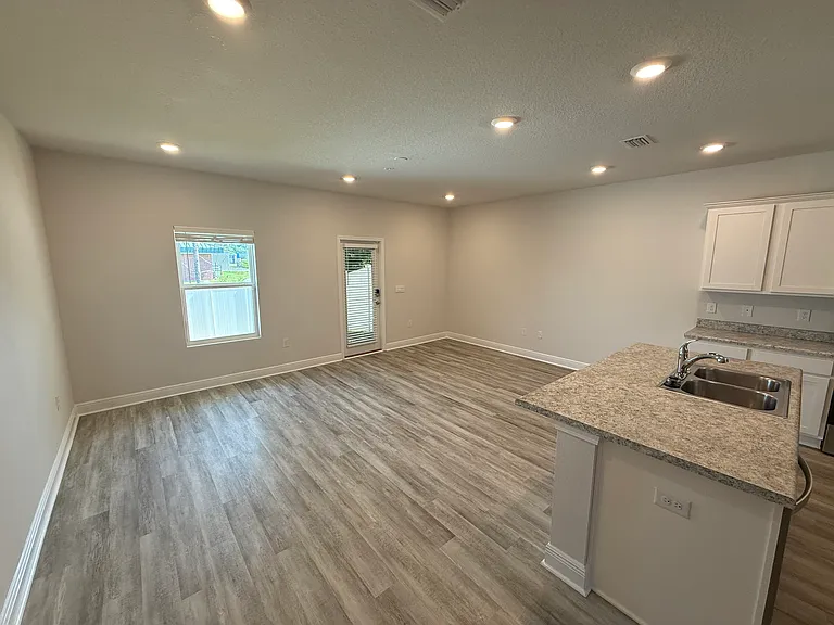 9052 Golden Eye Dr — Photo 10
