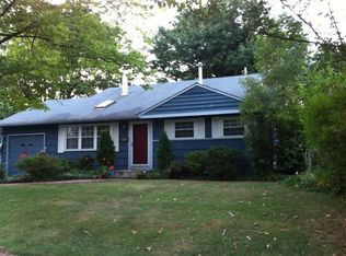890 Bricker Blvd, Columbus, OH 43221