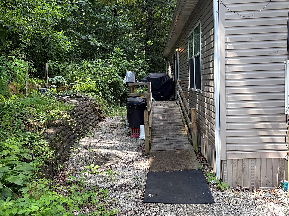 278 Ross Cemetery Rd