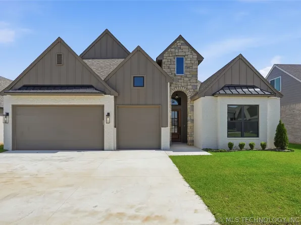 2102 E 138th St S, Bixby, OK 74008