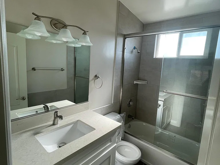 1027 S Atlantic Blvd #17 — Photo 13