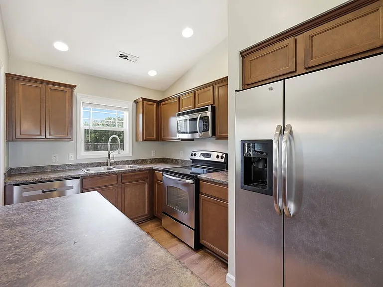 202 Long Neck Dr — Photo 7