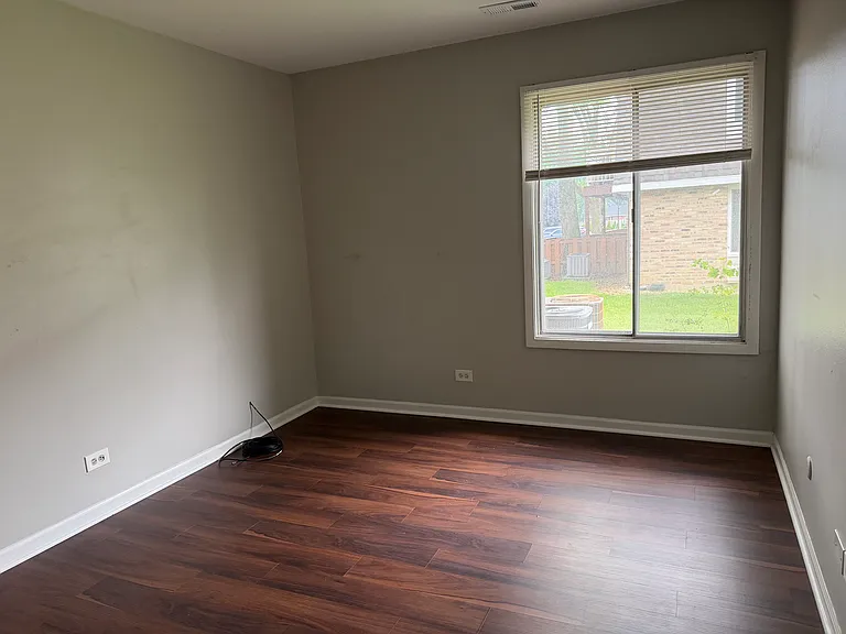 4424 Euclid Ave #1A — Photo 5