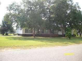 3910 Delaware Dr, Dalzell, SC 29040