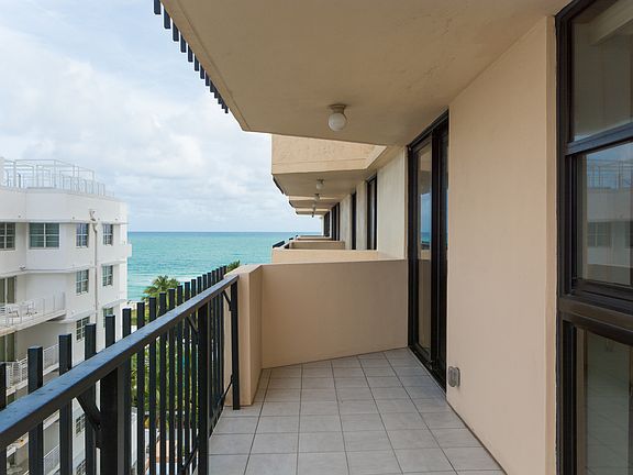 4th image of 2401 Collins Ave APT 1009