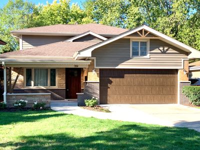 359 Lionel Rd, Riverside, IL, 60546