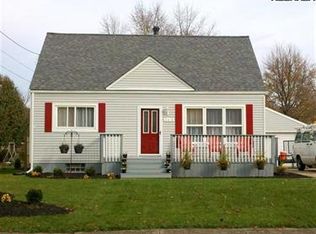 563 Alaho St, Akron, OH 44305