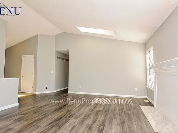3rd image of 5266 Elk Trail Dr