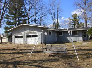 9627 Helen Ave, Atlanta, MI
