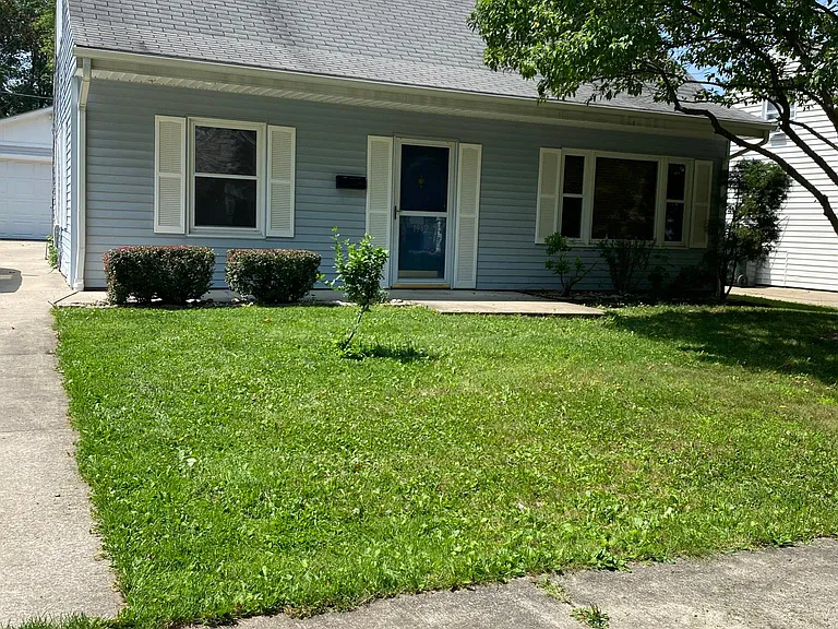 1942 Tudor St — Photo 1