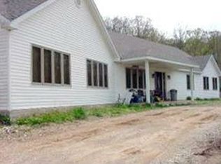5585 M Hwy, Blackwater, MO 65322