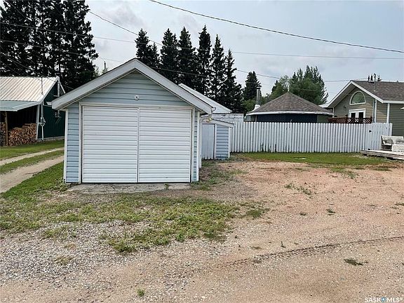 2nd image of 306 Logan Ave