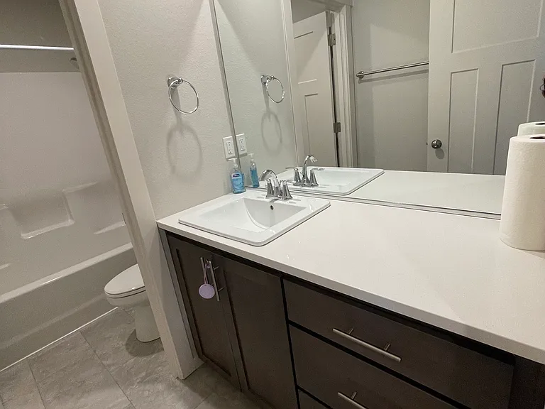 8775 SW Mohegan Ln — Photo 33