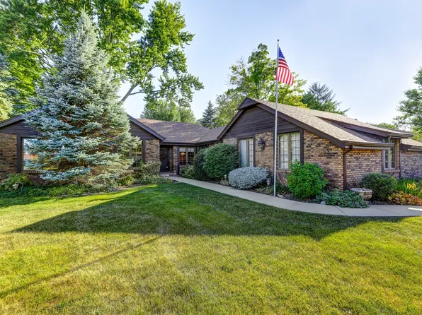 6729 Menominee Pkwy, Palos Heights, IL 60463
