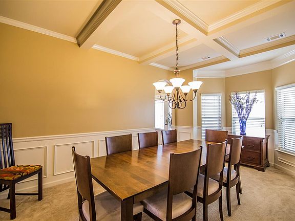 5th image of 836 E Holloway Dr