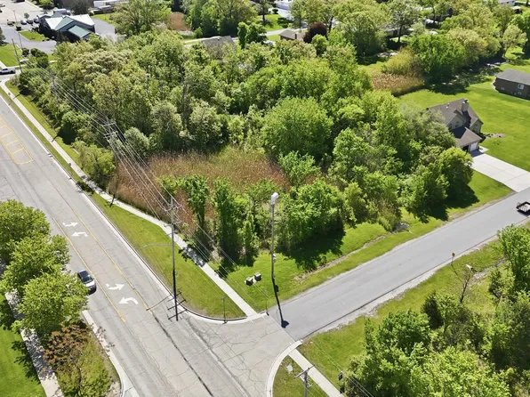 1201 Leinster Dr, Lemont, IL 60439