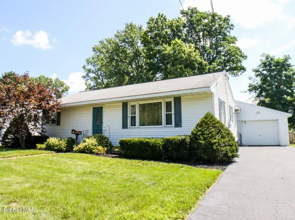 9 Clermont Street, Albany, NY 12203