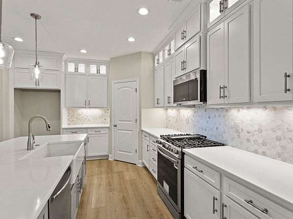 4th image of 610 Marwood Ct Lot 37