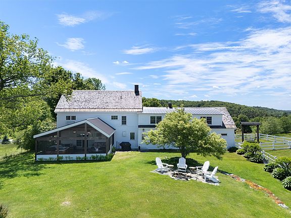 2nd image of 238 Stowe Hill Road