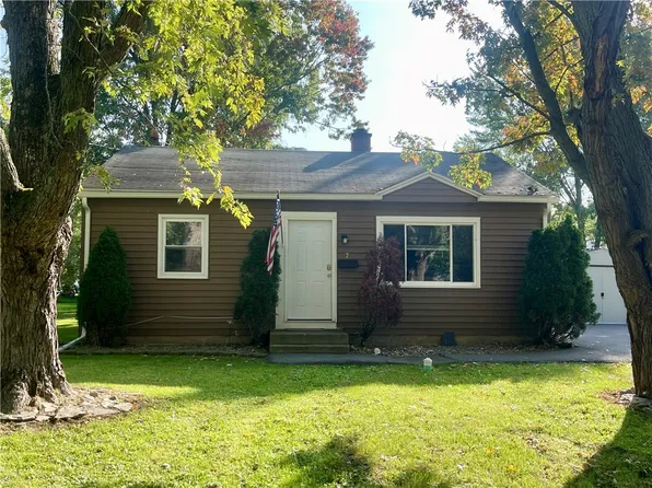 7 Chief Seneca Ave, Seneca Falls, NY 13148