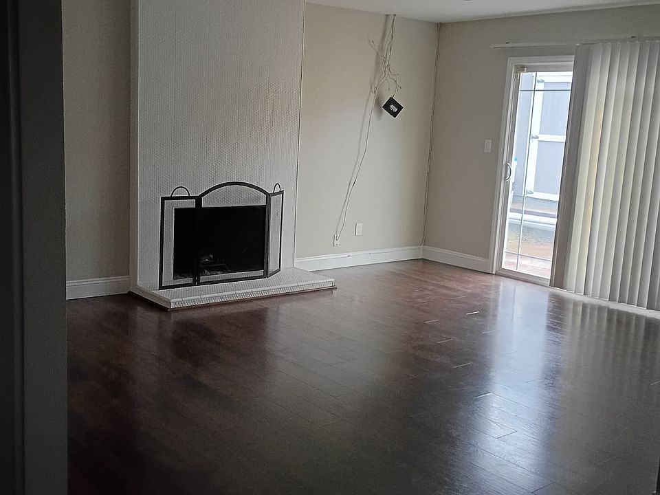 1st image of 1103 Myra Ave