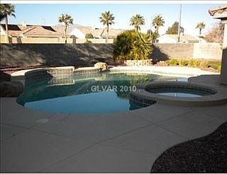 3rd image of 8312 Green Clover Ave