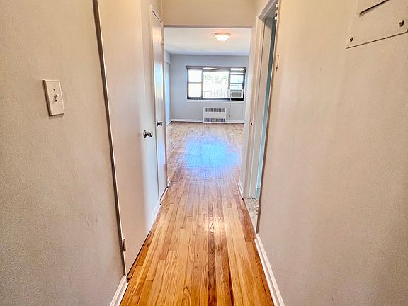 2nd image of 3624 Bell Blvd #C10
