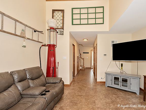 4th image of 17668 W Horseshoe Ln #1