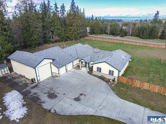 3rd image of 50 Alderview Dr