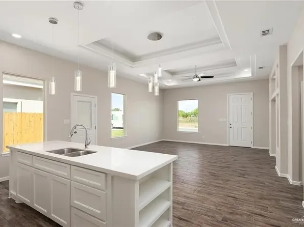 1613 W Broome St, Edinburg, TX