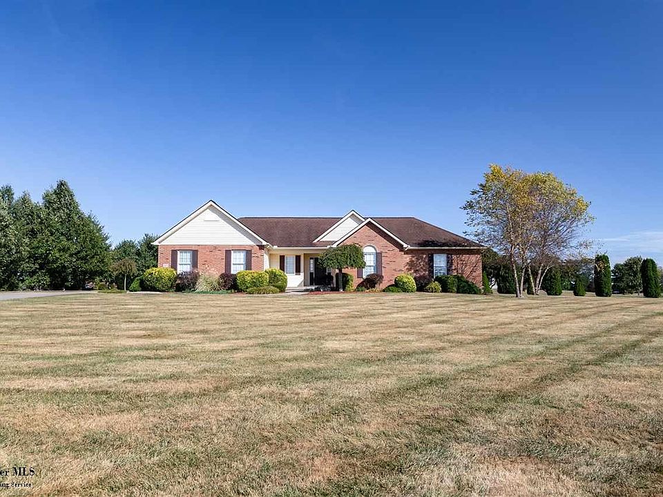 1st image of 4494 Meadowgrove Dr