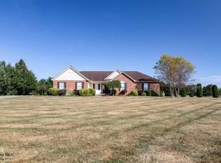 4494 Meadowgrove Dr, Carroll, OH 43112