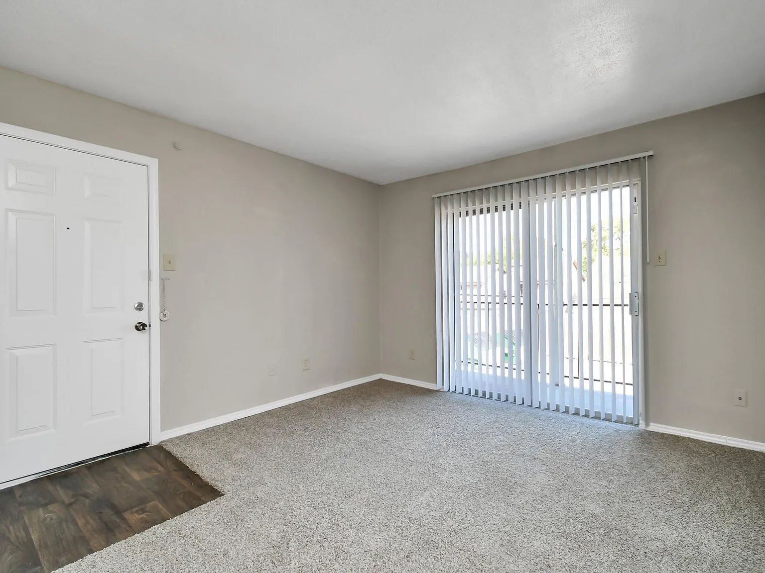 1 bed, 1.0 bath, 575 sqft, $715 — Photo 4
