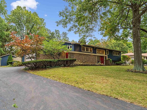 5th image of 5912 Timber Dr