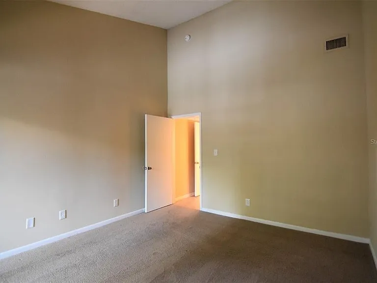 1068 E Michigan St #B — Photo 19