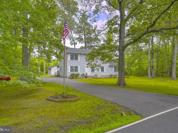 718 Mimosa Cove Rd, Deale, MD 20751