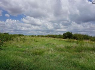 1665 Vaughn Rd, Burkburnett, TX 76354