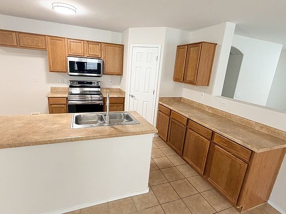 4th image of 45677 W Ranch Rd