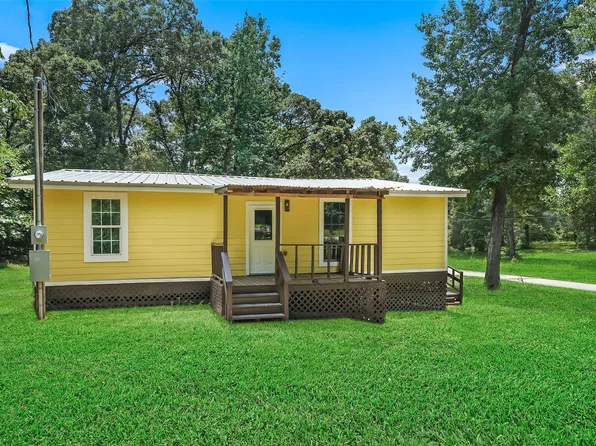601 Faulkner Ave, Coldspring, TX 77331