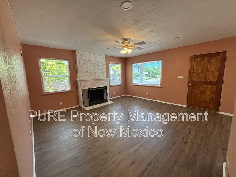 1104 Acoma Pl — Photo 13