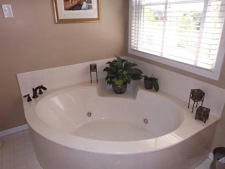 8177 Autumn Ln — Photo 10