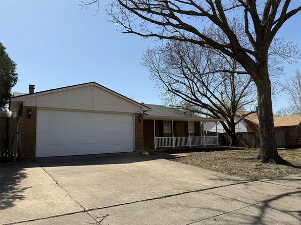 3716 Mulberry Ln, Bedford, TX 76021