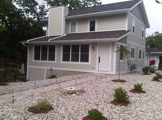 N57W34488 Nickels Point Rd, Oconomowoc, WI 53066