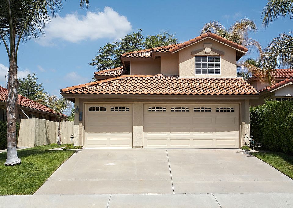 2nd image of 638 Shadywood Dr