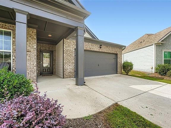 2nd image of 137 Cranberry Blossom Way