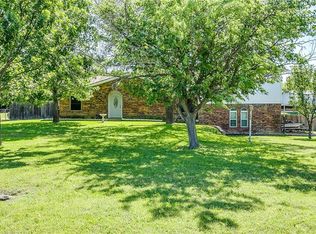 1813 County Road 920a, Crowley, TX 76036