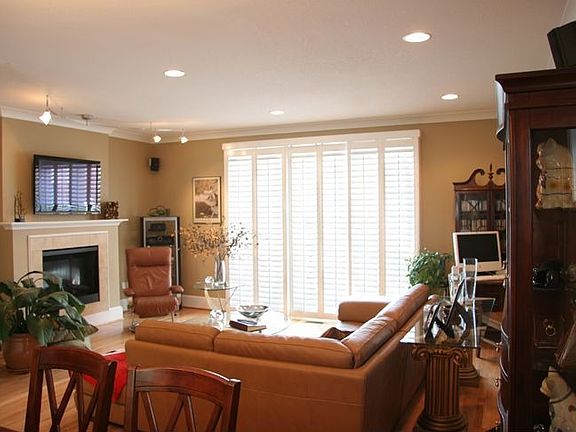 Main Floor Living Area