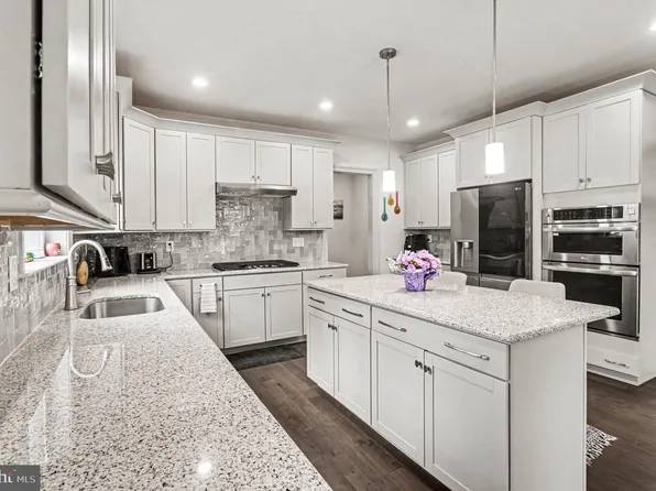105 Trevor Dr, West Chester, PA 19380